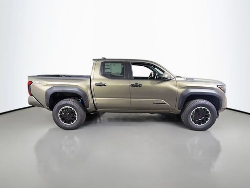 New 2026 Toyota Tacoma TRD Off-Road AWD/4WD image 4