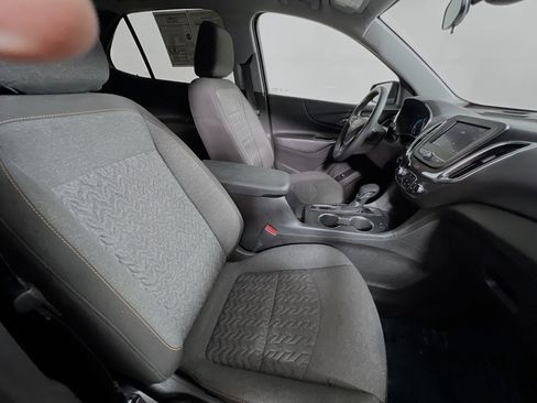 Used 2024 Chevrolet Equinox LT image 31