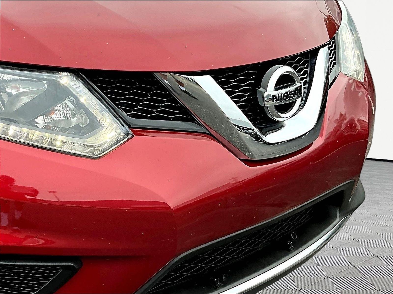 Used 2014 Nissan Rogue S AWD/4WD image 32