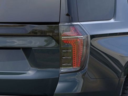 New 2026 Chevrolet Tahoe Z71 w/ Sun And Tow Package AWD/4WD image 32