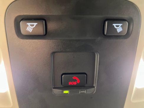 Used 2025 Toyota Camry LE FWD image 62
