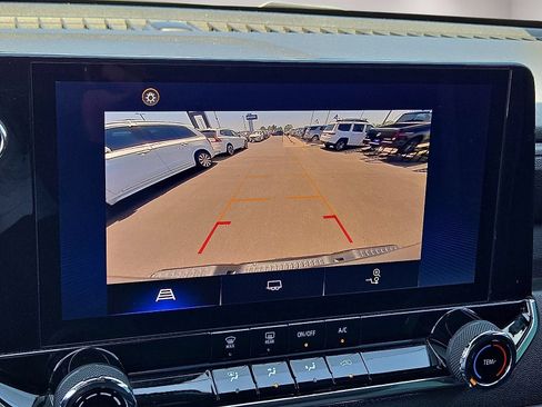 Used 2023 Chevrolet Colorado Trail Boss w/ Advanced Trailering Package AWD/4WD image 24