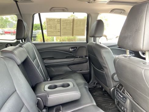 Used 2021 Honda Pilot Touring image 21