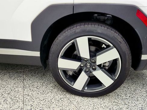 Used 2024 Hyundai Santa Fe Limited AWD/4WD image 9