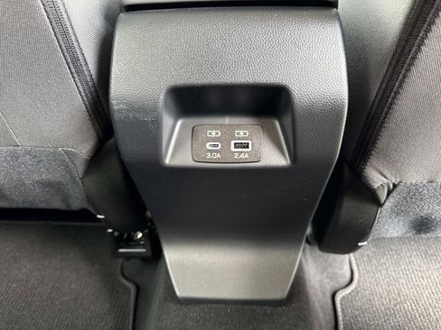 Used 2025 Subaru Crosstrek 2.0i Premium w/ Convenience Package #2 image 19