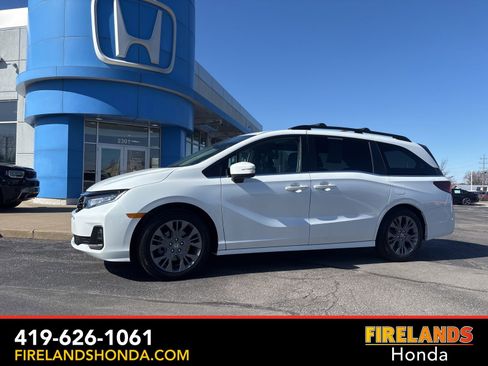 Certified 2025 Honda Odyssey Touring image 1
