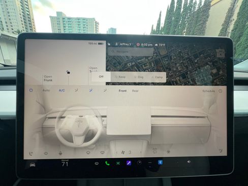 Used 2024 Tesla Model Y Long Range image 19