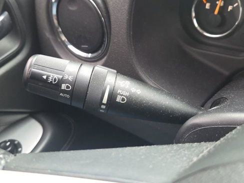 Used 2016 Jeep Compass High Altitude image 34