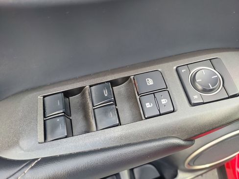 Used 2015 Lexus NX 300h 300h image 21