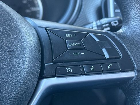 Used 2020 Nissan Kicks SV image 26