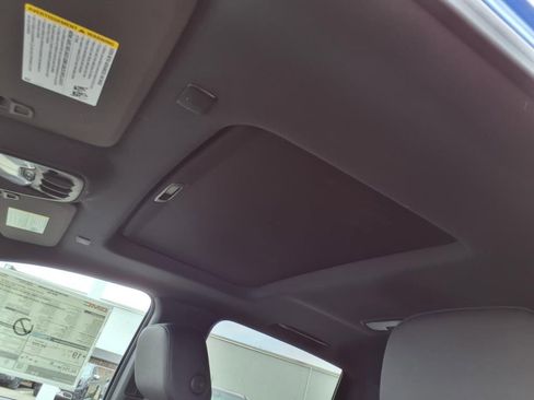 New 2025 GMC Canyon Elevation w/ Convenience Package image 13