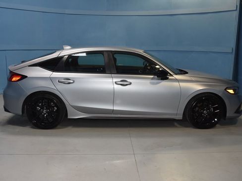 Used 2023 Honda Civic Sport image 21