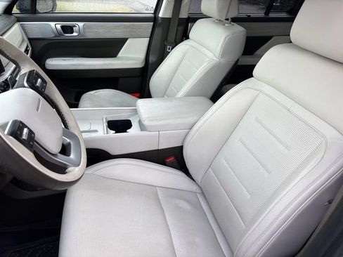 Used 2024 Hyundai Santa Fe Calligraphy AWD/4WD image 11