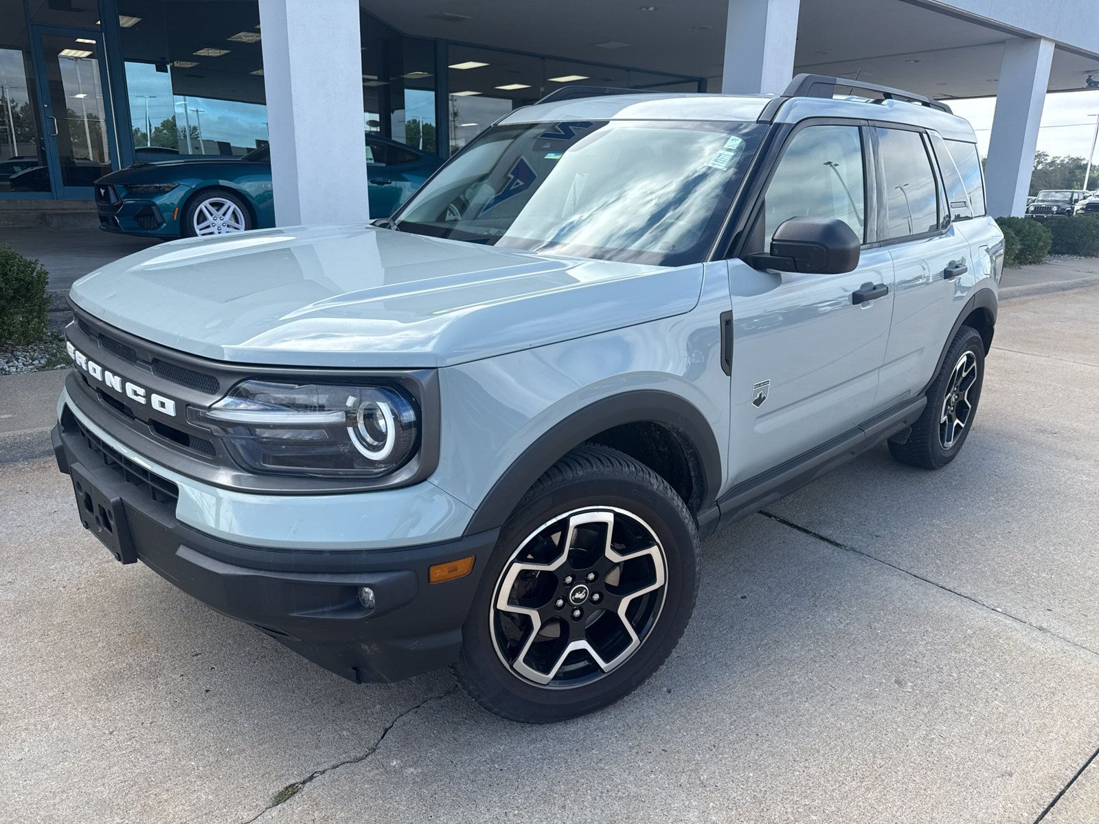 Used 2022 Ford Bronco Sport Big Bend w/ Convenience Package AWD/4WD image 2