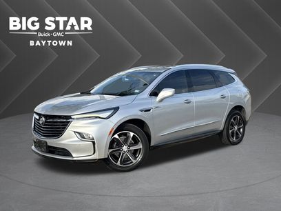 Used 2022 Buick Enclave Essence w/ LPO, Touring Package