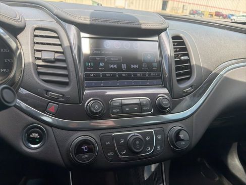 Used 2020 Chevrolet Impala LT w/ LT Convenience Package FWD image 11