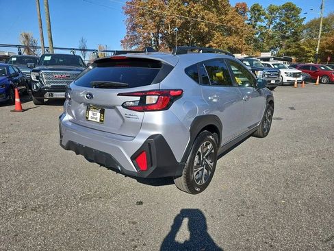 Used 2024 Subaru Crosstrek 2.0i Premium image 3