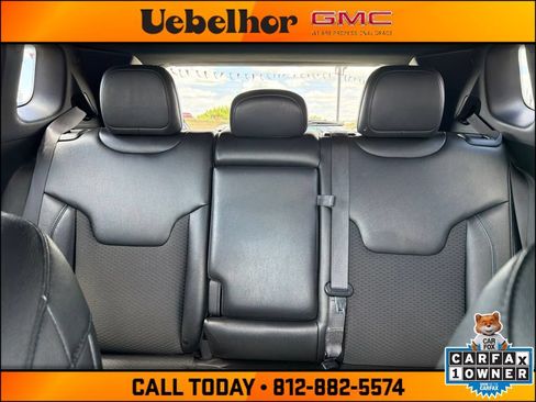 Used 2024 Jeep Compass Latitude AWD/4WD image 19