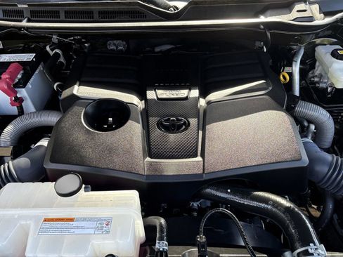 Used 2024 Toyota Tundra Limited image 22