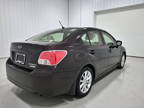 Used 2013 Subaru Impreza 2.0i Premium w/ All-Weather Pkg AWD/4WD image 26