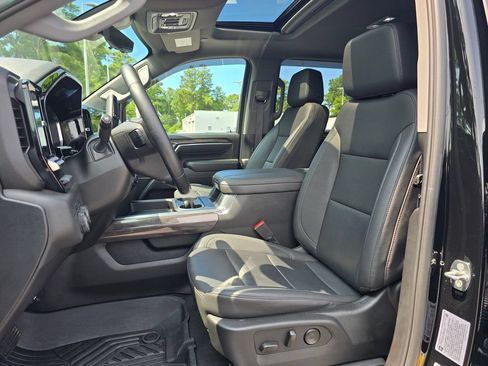 Used 2024 Chevrolet Silverado 2500 LTZ w/ LTZ Premium Package AWD/4WD image 9