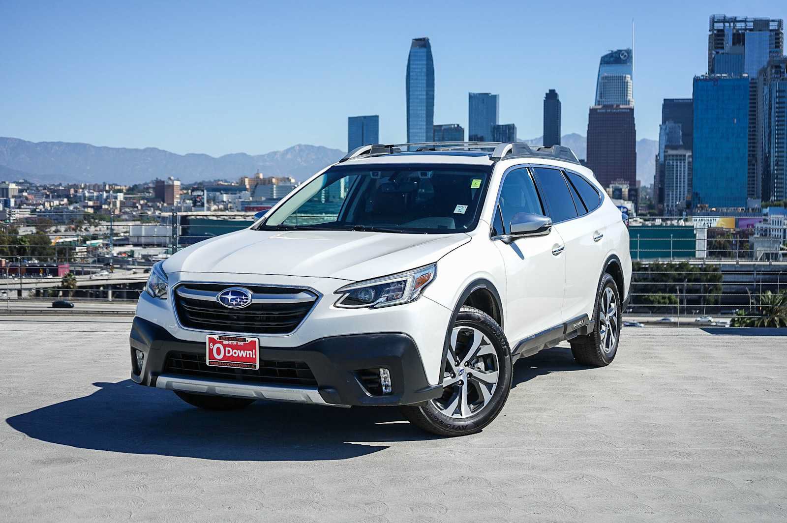 Used 2020 Subaru Outback Touring w/ Tech Package 2 AWD/4WD image 1