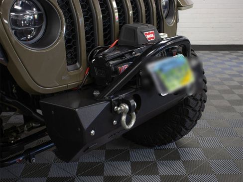 Used 2020 Jeep Gladiator Rubicon AWD/4WD image 3