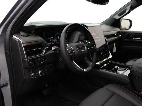 New 2026 GMC Yukon Denali w/ Advanced Technology Package image 16