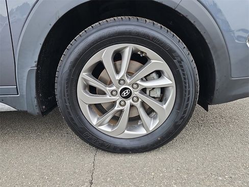 Used 2017 Hyundai Tucson SE image 9
