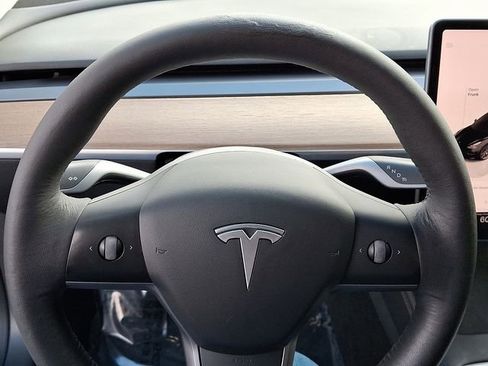 Used 2022 Tesla Model 3 Long Range image 32