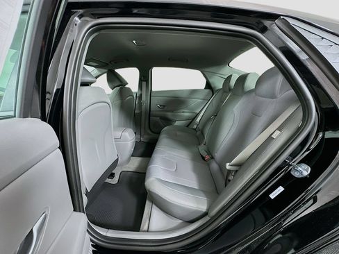 New 2026 Hyundai Elantra SE w/ Cargo Package FWD image 16