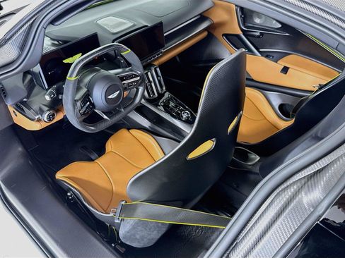 Used 2026 Aston Martin Valhalla AWD/4WD image 18