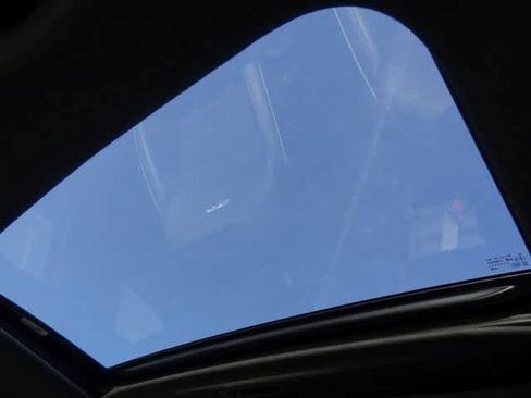 Used 2023 Kia Forte GT-Line w/ GT-Line Premium Package image 7