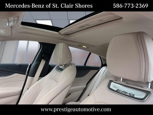 Used 2022 Mercedes-Benz AMG GT 43 image 25