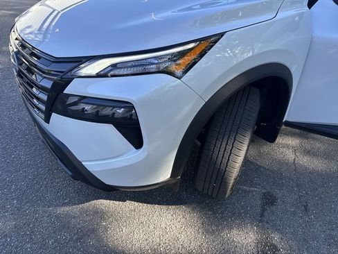 New 2026 Nissan Rogue SV FWD image 31