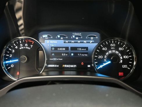 Used 2016 Ford F150 Lariat w/ Equipment Group 502A Luxury AWD/4WD image 13