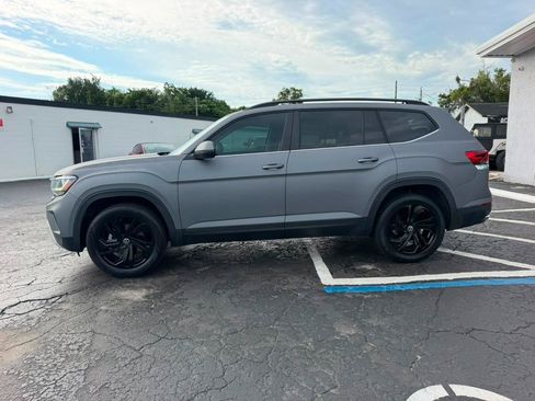 Used 2023 Volkswagen Atlas SE FWD image 4