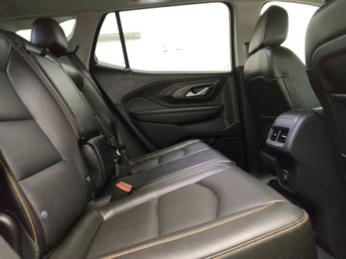 Used 2021 GMC Terrain SLT AWD/4WD image 19