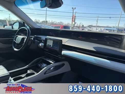 Used 2024 Lincoln Nautilus Reserve AWD/4WD image 31