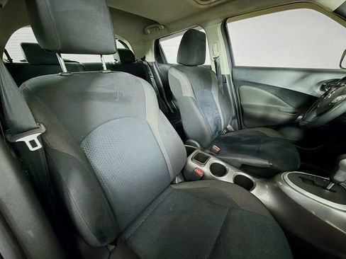 Used 2016 Nissan Juke SV image 27