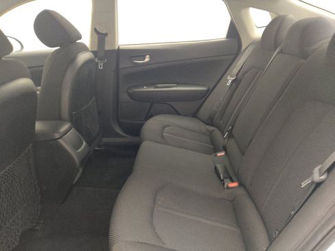 Used 2020 Kia Optima LX FWD image 18
