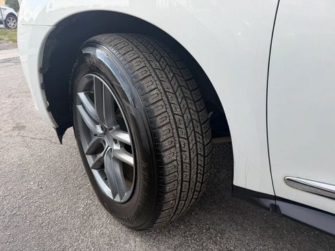 Used 2013 INFINITI JX35 FWD w/ Premium Pkg image 19