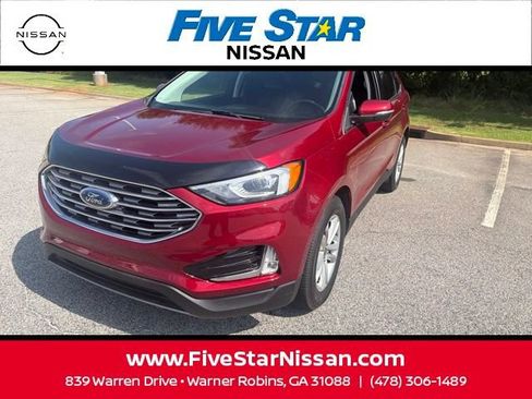 Used 2019 Ford Edge SEL w/ Equipment Group 201A FWD image 2