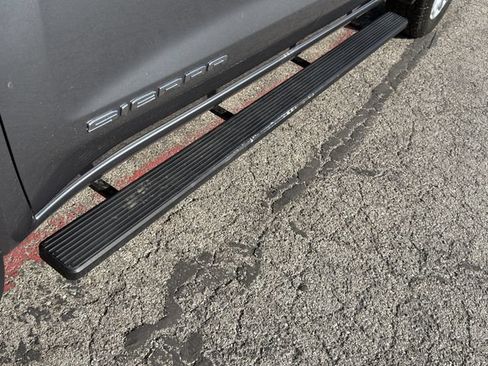 Used 2019 GMC Sierra 1500 SLT AWD/4WD image 14