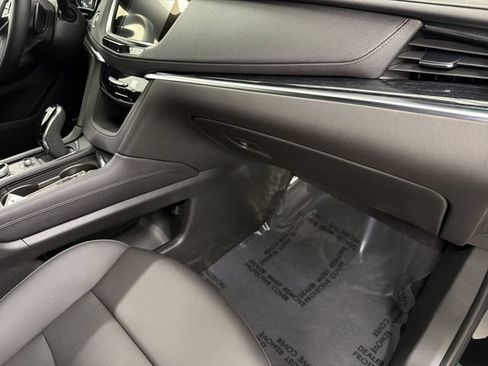 Certified 2025 Cadillac XT5 Premium Luxury w/ Technology Package AWD/4WD image 26