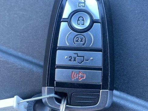 Certified 2022 Ford F150 XLT w/ Equipment Group 302A High image 25