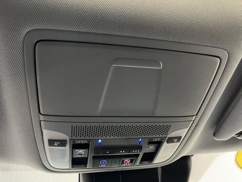 Used 2016 Acura RDX AWD w/ Technology Package image 11