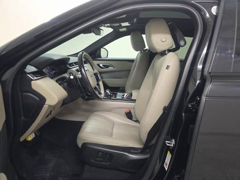 Used 2023 Land Rover Range Rover Velar R-Dynamic S image 4