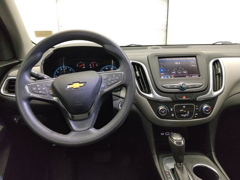 Used 2021 Chevrolet Equinox LS w/ LS Convenience Package FWD image 22