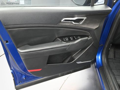 Certified 2023 Kia Sportage X-Line w/ X-Line Premium Package image 10